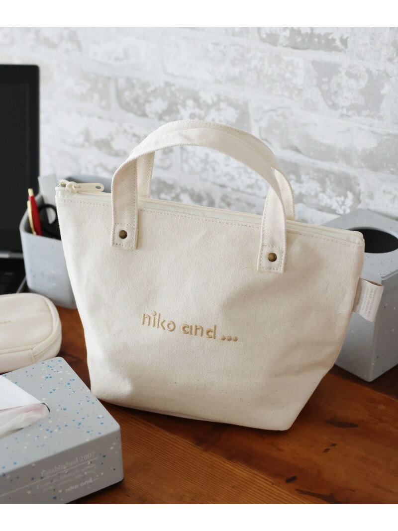 ニコロゴ刺繍保冷バッグ niko and ... ニコアンド 食器・調理器具・キッチン用品 弁当箱・ランチボックス ホワイト ブラック[Rakuten Fash...