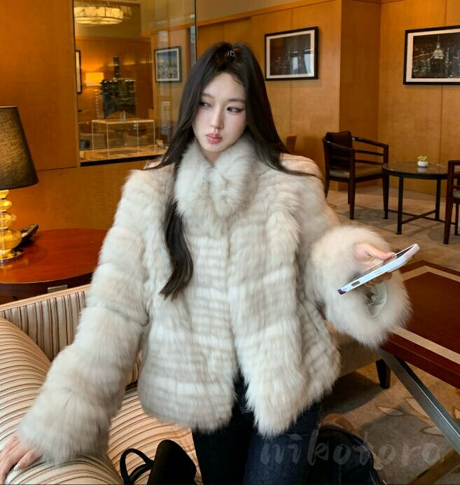 乐天商城 - フォックスファーコート 20代30代40代50代 レデイース 冬服 アウター 毛皮コート ショート丈 ふわふわ 暖かい あったか モコモコ 厚手 防寒コート ボリューム お洒落 韓国風 スリム 女性 柔らかい 可愛い 上着 高級素材
