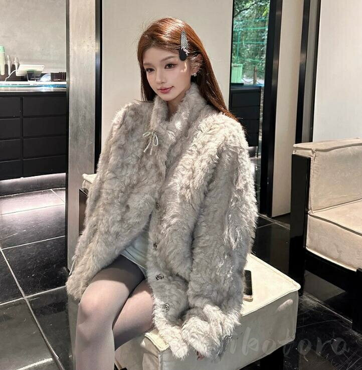 ファーコート フェイクファー レデイース 長袖 ショートコート ボリュームコート 毛皮コート 秋冬物 厚手 高級 女性 ふわふわ モコモコ 軽量 防寒 暖かい あったかい ゆったり 上着 体型カバー かわいい カジュアル 通勤 オフィス