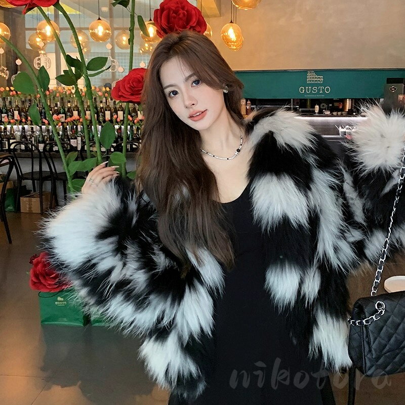ボリューム ふんわり 厚手コート ファーコート フェイクファー レディース 長袖 アウター 毛皮コート モコモココート ゆったり 防風 防寒 毛皮コート 高級感 上品 女性 かわいい 結婚式 二次会 パーティー