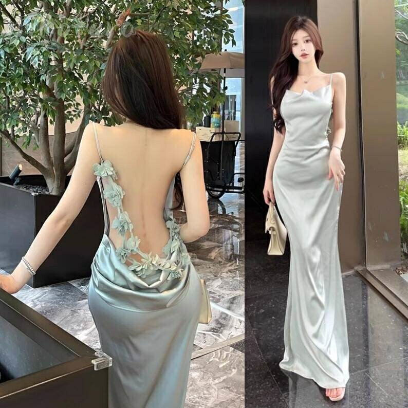 lady-1902.jpg lady-1902.jpg