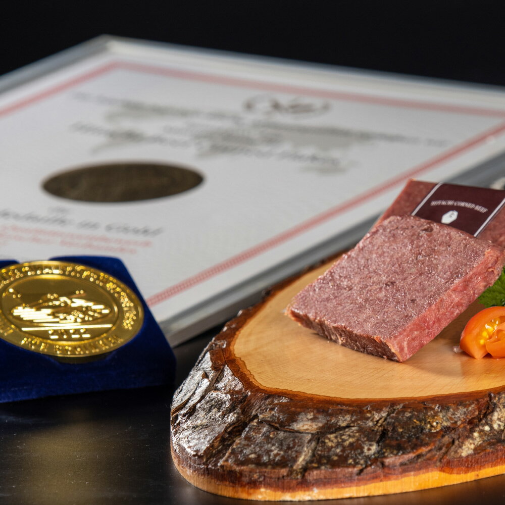 母の日 肉 常陸牛 赤身肉主体で造るクセのないコンビーフ 50g×2個 2022年IFFA金賞｜ お返し ギフト 3000円 誕生日プレゼント お祝い 内祝い 食べ物 高級 出産 結婚 茨城