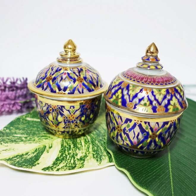 タイ ベンジャロン焼き 小物入れ 香炉 蓋付 陶磁器 ベンジャロン 焼き ミニサイズ お香立て 陶磁器 タイ バンコク 土産 買い忘れ 伝統工芸 インテリア ミ...