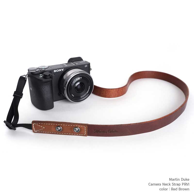 楽天NINE SELECTカメラストラップ Martin Duke レザー ネックストラップ PRVI personality DN33RB Red Brown レッドブラウン Camera Neck Strap おしゃれ かっこいい かわいい 牛革 本革 ミラーレスカメラ 一眼レフ デジタルカメラ クラシックカメラ シンプル ストラップ カメラ女子