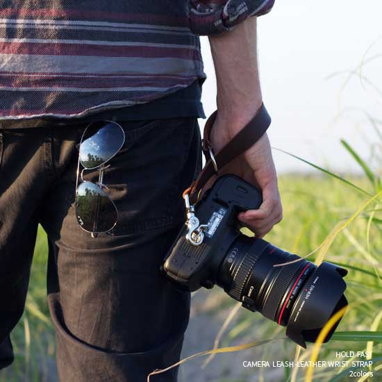 楽天NINE SELECTHOLD FAST/ホールドファスト CAMERA LEASH-LEATHER WRIST STRAP 2colors 本革 リストストラップ おしゃれ ファッション カメラストラップ CL02-WB-Camera Leash Water Buffalo Black（ブラック）/Burgundy（バーガンディー）