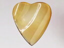 鹿の角で作られた天然素材の ハート ピック 3.5mm 右利き用 / Animals Pedal Wild Picks (DHR-HP-DD-BL) Deer Horn Heart Pick Double Dent Blond 【ゆうパケット対応可能】