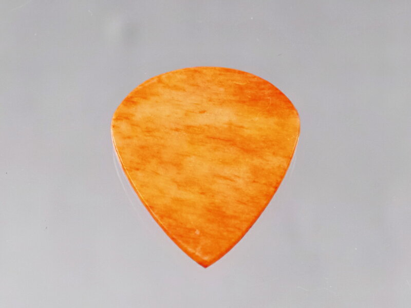 牛の骨で作られた天然素材の ティアドロップ ピック 1.5mm オレンジ / Animals Pedal Wild Picks (CB-TD-N-OR-S-1.5)　Cow Bone Tear Drop Orange Small スモールサイズ　【ゆうパケット対応可能】