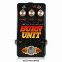 種類 　 オーバードライブ アダプター 　 9-18Vセンターマイナス 電池駆動 　 - コントロール 　 Volume、Tone、Burn、スイッチ Barber Electronics　Burn Unit バーバーエレクトロニクス / バーンユニット Barber Electronics Burn Unitは、シンプルなコントロールでワイドレンジなオーバードライブ～ディストーションを生み出すペダルです。2つのトグルスイッチで、ミッドレンジとダイナミクスを切り替えます。ダイナミクススイッチは、シグナルにコンプレッションがかかり、歪むまでのポイントを設定します。 ほんの少しだけ歪んだエッジのトーンから、ヴィンテージツイード、60～70sロック、そしてフュージョンアンプまで、広く音を設定できます。 スルーホールコンポーネントを使用し、一部にNOSパーツを使用しています。 ●コントロール ・左上のスイッチ：3モードのミッドレンジスイッチです。左側で軽いミッドのエンハンス、中央で分厚いミッド、右側でナチュラルなセッティングとなります。ピックアップやアンプ等の組み合わせでお好みのトーンを選択します。 ・右上のスイッチ：3モードのダイナミクススイッチです。特にアタックで歪みがどの程度加わるかを切り替えます。左側では中程度のダイナミクスで強く引くと甘いトーンとなります。中央ではソリッドステート整流のハイパワー真空管アンプのようなラウドで硬いダイナミクスとなり、ピッキングに最もよく応答します。右側ではクラシックなツイードアンプのようなコンプレッションとなり、ゲインを上げると強力なアタックとなります。 ・Volume：音量を調整します。スイッチの設定により音量も異なります。 ・Tone：音色を調整します。シルキーでスムースなトーンを調整したり、トップを柔らかくします。大きく音色は異なりません。 ・Burn：歪みとサステインの強さ、長さを調整します。 ・Bassトリムポット：内部にあるトリムポットです。低域を調整します。 Burn UnitはセンターマイナスDC9-18Vアダプターで動作します。 Barber Electronics Barber Electronicsは、長年にわたり独自の設計で多くのエフェクターを制作しています。明瞭で幅広いトーン、柔軟な機能を持ち、ミュージシャンのためDavid Barberによって制作されています。Barber Electronicsのエフェクターは全て手作りですがブティックではありません。