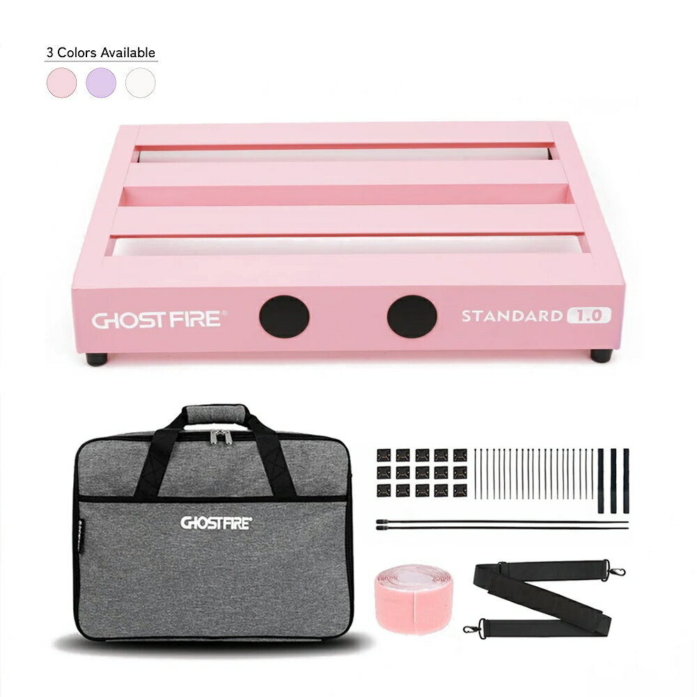 Ghost Fire / V-Series V-Standard1.0 ゴーストファイアー / ブイシリーズブイスタンダードイッテンゼロ ■POINT ・航空機グレードのアルミニウム合金を使用した軽量ペダルボード、カラーバージョン ・800Dの防水性オックスフォード布のパッド入り専用バッグが付属 ・ボードサイズ約43×31cm、1.2kg Ghost Fire Vシリーズペダルボードは、航空機グレードのアルミニウム合金を使用した軽量ペダルボードです。ボードには面ファスナー（ループ）が付属し、すぐにボードに設置することができます。 美しいカラーに彩られたペダルボードです。 高さ3.5cmのゴム足が付属していて、十分な高さと操作性を確保しています。これによりボード裏にパワーサプライを取り付けることも可能です。 人間工学に基づいて設計されたボードには傾斜が付けられ、演奏性を高めています。 ボードサイズは約43×31cm、1.2kgと軽量で、8～10個程度のエフェクターを設置することができます。 ※設置できる数はエフェクターサイズにより異なります。ご使用になるエフェクターのサイズとボードサイズをご確認ください。 800Dの防水性を持つ送り布を用いた、パッド入りの専用バッグが付属しています。バッグはショルダーベルトもあり、肩掛けしたりスーツケースのプルロッドに取り付けたりできます。 バッグサイズは約49×35×13cm、740gです。 さらにケーブルクリップ、ローリングベルトが付属し、ボードを美しく仕上げたり、ケーブルを素早く整理して持ち運ぶことができます。 【Ghost Fire】 Ghost Fireは2007年にアメリカで登録されました。中国とアメリカで10年以上機器の製造に関わった経験を持ち、ミュージシャンのための製品を製造しています。Ghost Fireの製品が世界を揺るがすお手伝いをすると確信しています。