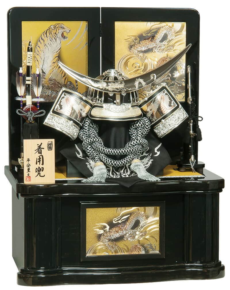 五月人形 豊久 伊達政宗 着用 兜収納飾り 兜飾り 銀龍政宗 25号 【2024年度新作】 h065-mo-502752 GG-104