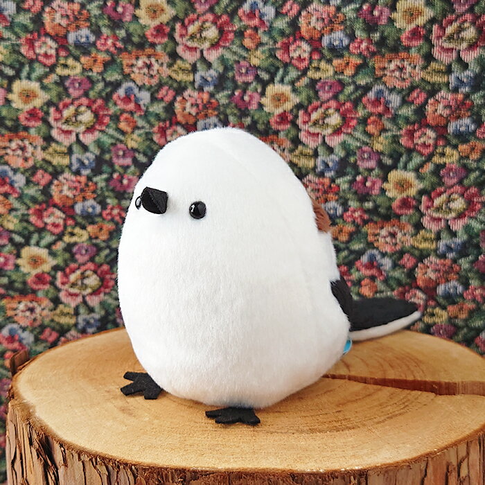 ＼平日9時までの注文で即日発送／【TST シマエナガ ぬいぐるみ 15cm】鳥 インコ ぬいぐるみ リアル 本物 そっくり ペット