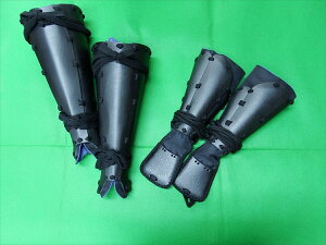 忍び籠手(手甲)&忍び脛当て(脚絆) ≪ 忍者 NINJA にんじゃ 侍 SAMURAI さむらい 手裏剣 syuriken しゅりけん 刀 Sword 衣装 袴 くノ一 kunoichi ハロウィン Halloween 仮装 コスプレ ≫