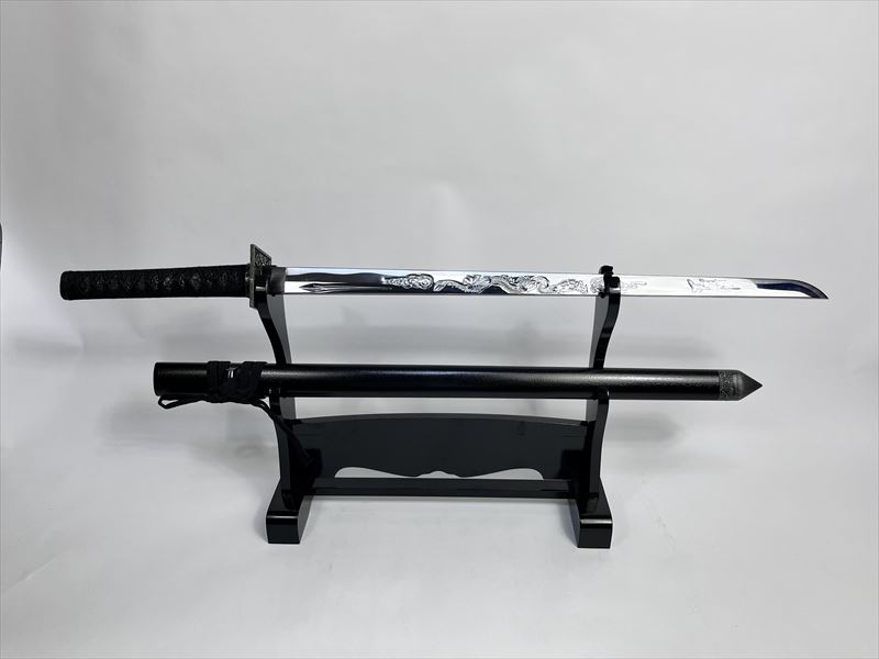 忍者刀（模造刀）竜紋 ≪ 忍者 NINJA にんじゃ 侍 SAMURAI さむらい 手裏剣 syuriken しゅりけん 刀 Sword 衣装 袴 くノ一 kunoichi ハロウィン Halloween 仮装 コスプレ ≫