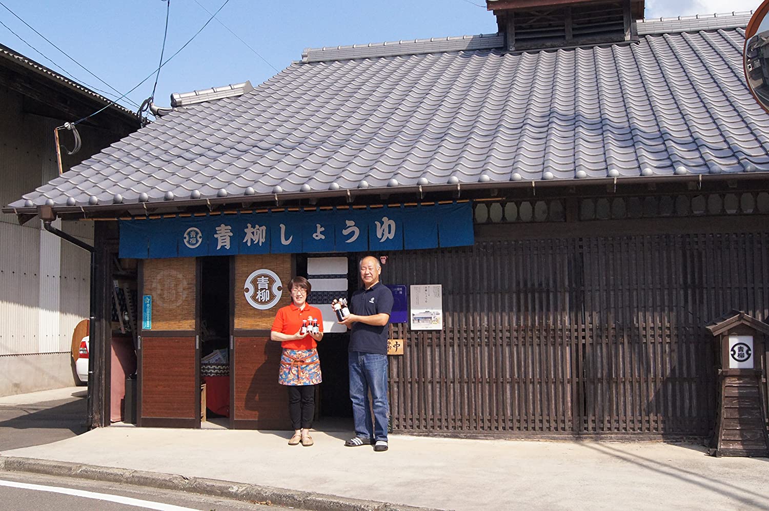 [青柳醤油] 徳うまくちしょうゆ 1.8L /博多 醤油 濃口 甘口 老舗 九州 福岡 うすくち 淡口 3