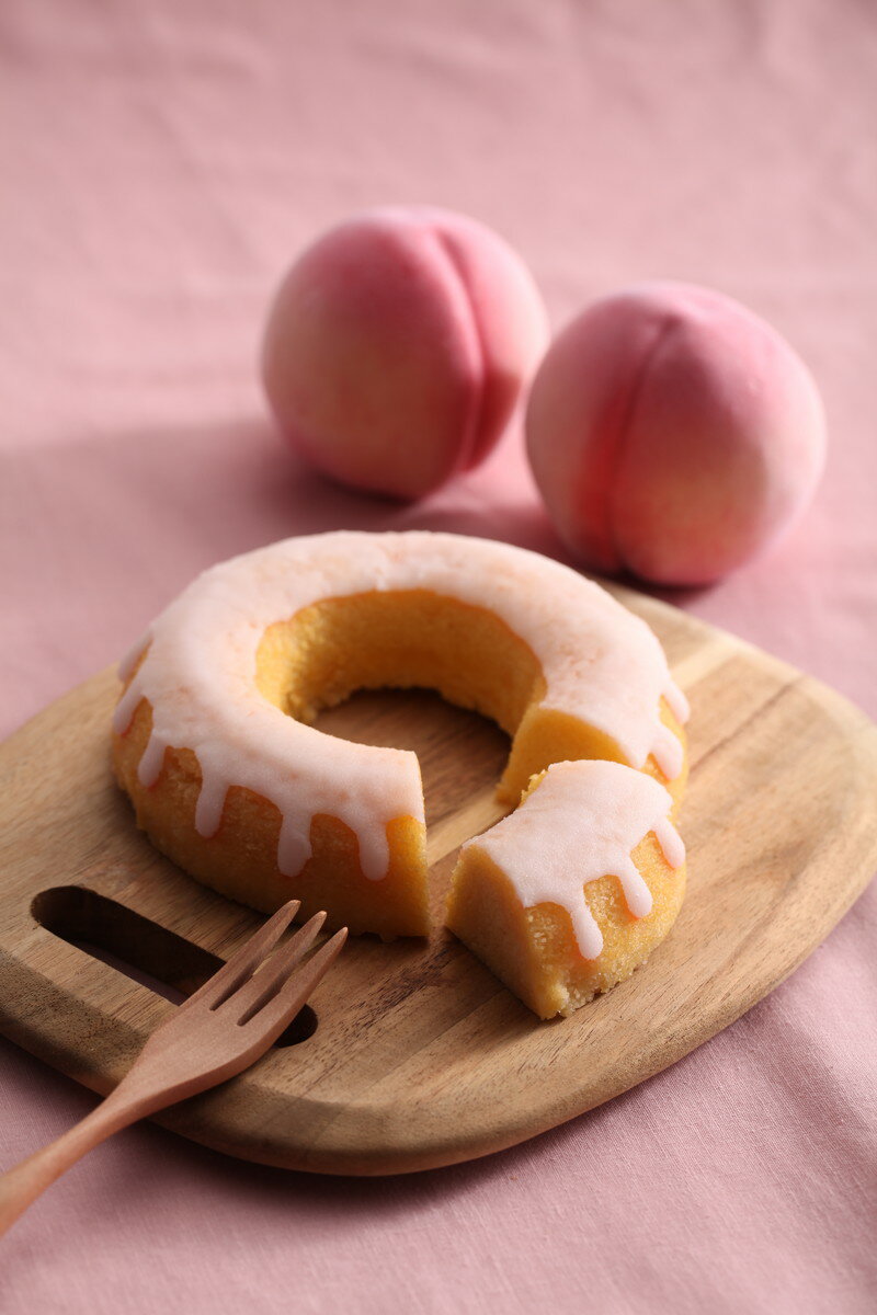 [ル・フォワイエ] 焼菓子 桃の香リング 1個 /スイーツ ケーキ バターケーキ 桃風味 岡山県 お土産 ティータイム お茶うけ 桃の香り も..