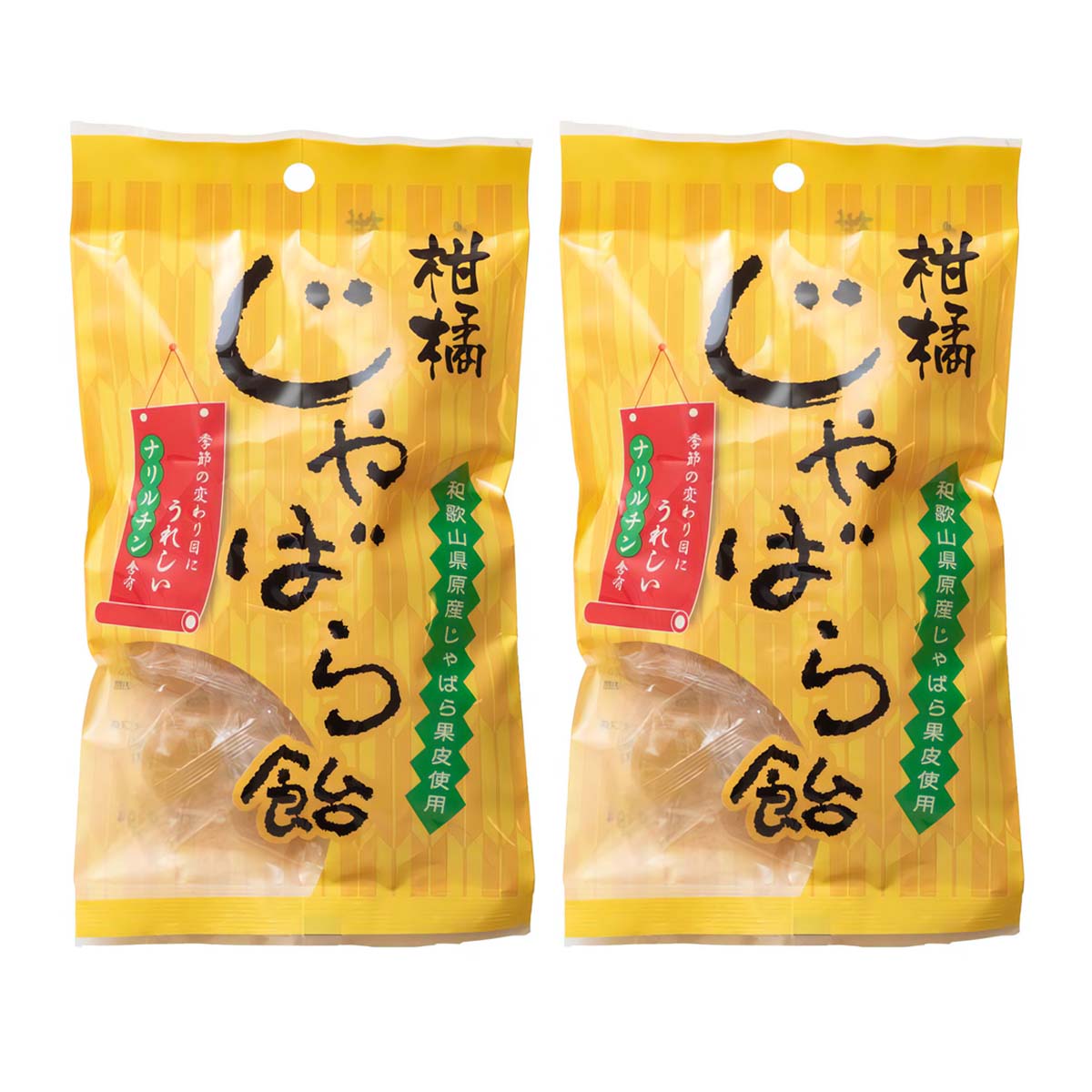 【商品特徴】じゃばらとは、柚子やかぼす、橙などと同様の柑橘(かんきつ)類です。 果汁が豊富で香りや酸味が強く、独特の風味を持つ、和歌山県原産の大変希少価値が高い果実です。 じゃばら果皮には、季節の変わり目を快適に過ごしたい方に嬉しい成分、ナリルチン(フラボノイドの一種)が、柑橘類の中で群を抜いた含有量があるという研究結果が出ています。 「柑橘じゃばら飴」は、和歌山県原産じゃばら果皮使用。 「直火炊き」製法で作られた、和歌山県産のじゃばら果皮と果汁を使用したじゃばら飴です。 優しい甘さをお楽しみください。 むずむずやクシャクシャ、涙目など気になる方におすすめのキャンディーです。 さらに、個包装なので、持ち歩きにも便利！外出先でも気軽に持ち歩いて、いつでも食べられるのもうれしいポイントです。 商品説明メーカー所在地 原材料 砂糖(国内製造)、水飴、じゃばら果皮/酸味料(クエン酸)、香料 サイズ - 原産国 日本 内容量 90g×2 アレルギー表示 なし 温度帯 常温 メーカー名 株式会社ファイブワン和歌山県和歌山市三葛127-1 じゃばらストレート果汁150ml