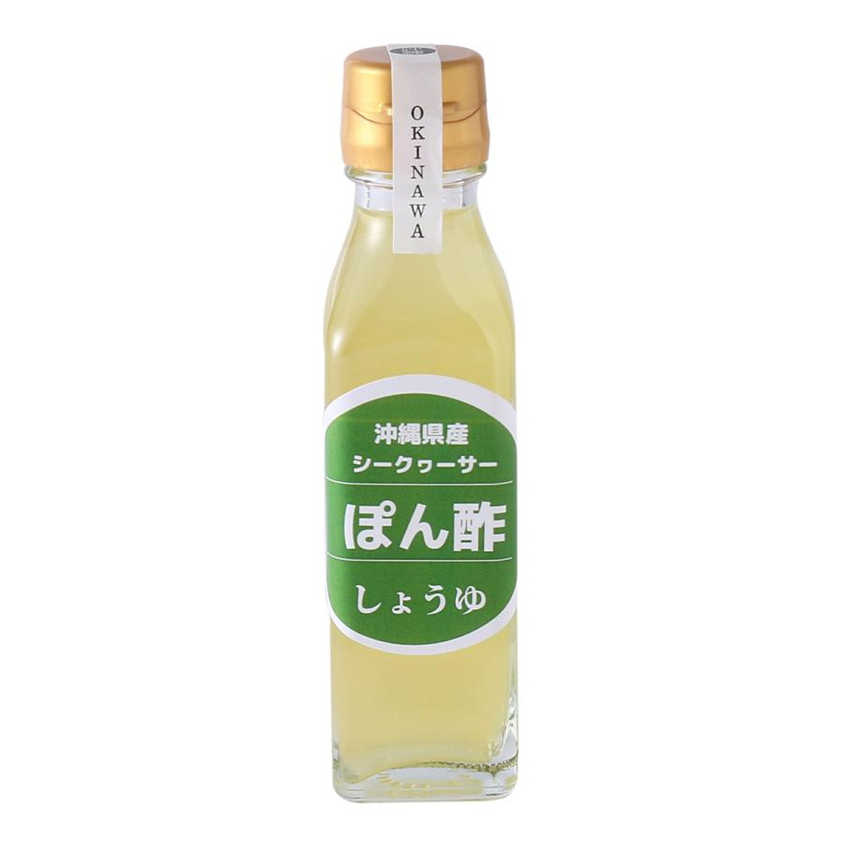 【商品特徴】沖縄のシークァーサーを使ったぽん酢です。 沖縄産シークァーサーを使用した、なんにでも使える万能ぽん酢しょうゆです。 シークヮーサー果汁たっぷり使用した爽やかな香りと、さっぱりとした酸味が特徴のぽん酢です。 いつもの料理も沖縄産シークァーサーぽん酢しょうゆを使うだけで、風味豊かなさっぱりした味わいに大変身です。 商品説明メーカー所在地 原材料 しょうゆ蒸留液(国内製造)、穀類(小麦、米、コーン)、シークヮーサー果汁(沖縄県産)、食塩、醸造酢、酒かす/アルコール、調味料(アミノ酸等)、環状オリゴ糖、甘味料(ステビア)、(一部に大豆・小麦を含む) サイズ 157×40×40(mm) 原産国 日本 内容量 125g アレルギー表示 大豆、小麦 温度帯 常温 メーカー名 有限会社大幸商事沖縄県豊見城市真玉橋263 1階