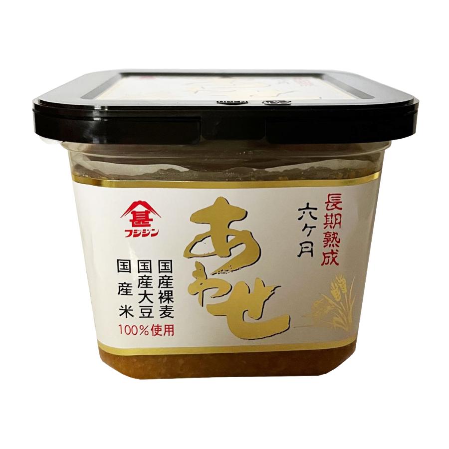【商品特徴】国産原料にこだわった麦と米の合わせこうじを使用したお味噌です。 麹、大豆、食塩のみを使用し、深い味わいと香りを引き出したおみそですので、味噌本来のおいしさが味わえる本格派の生味噌です。 商品説明メーカー所在地 原材料 裸麦(国産)、大豆、米、食塩 サイズ 120×120×95(mm) 原産国 日本 内容量 750g アレルギー表示 大豆 温度帯 常温 メーカー名 富士甚醤油株式会社大分支店大分県大分市大字豊饒266-1