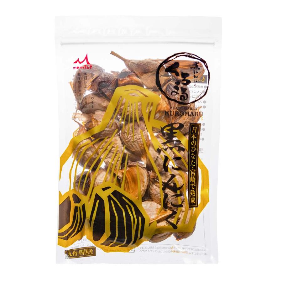 【商品特徴】健康なからだを保つために、私たちは筋肉をきちんと維持する必要があります。 その鍵となる要素が「バリン」「ロイシン」「イソロイシン」という3種類の必須アミノ酸、つまりBCAAです。 BCAAは筋肉のエネルギー源となる唯一の必須アミノ酸であり、私たちに大切な栄養素。 その大切な栄養素が黒にんにく「くろまる」には豊富に含まれています。 九州・四国で栽培された嘉定種(かていしゅ)にんにくを厳選し、宮崎にて熟成。 何も加えることなく2〜3週間の間、温度と湿度の加減のみでじっくり熟成された「くろまる」は、気になるニオイもなく甘さの強いフルーティなお味が特徴です。 約2週間分入りです。 寝起きが悪く朝がつらい方、最近なんとなくだるさを感じて元気が出ない方、そして身体に良いと分かっていても独特のニオイが気になって続けられない方などにおすすめです。 商品説明メーカー所在地 原材料 にんにく(九州・四国産) サイズ 255×160×30(mm) 原産国 日本 内容量 30粒 アレルギー表示 なし 温度帯 常温 メーカー名 株式会社MOMIKI宮崎県宮崎市佐土原町下那珂10795