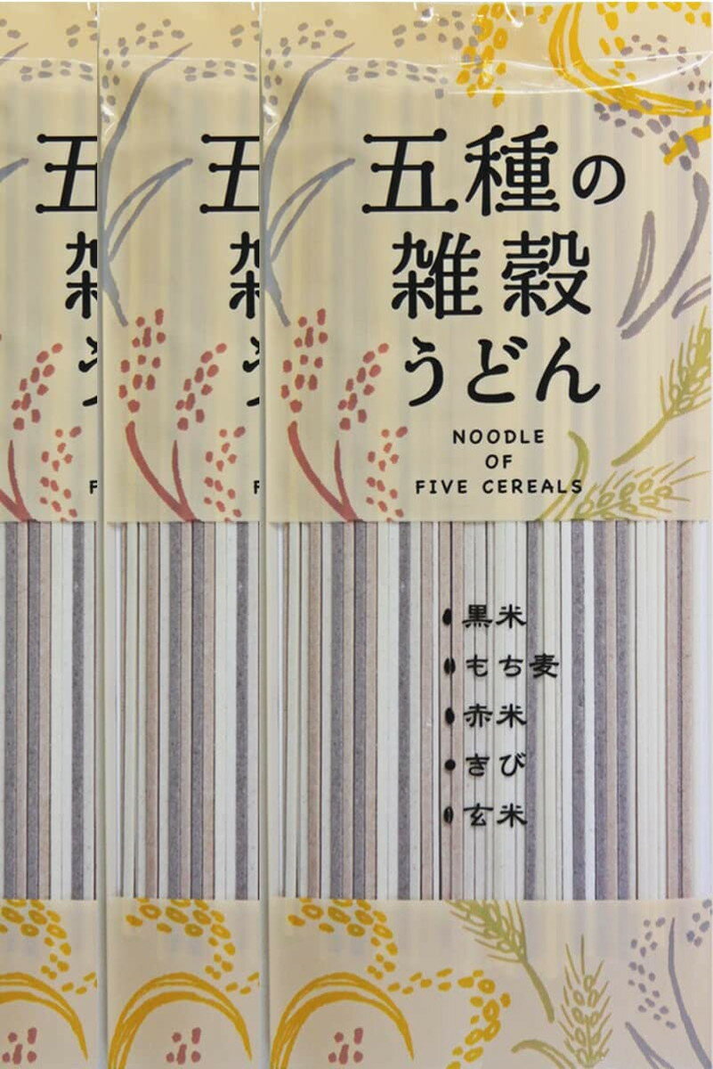 【商品特徴】黒米・もち麦・きび・赤米・玄米の5種類の国産雑穀を使用したうどんをミックスしました。 雑穀独特のもちもち触感と天然の色が特徴です。 彩り豊かな麺は料理を華やかに演出してくれます。 うどんだけであなくパスタでも相性抜群です！ 有名ホテルでも扱われているプロも愛用のうどんです。 商品説明メーカー所在地 原材料 小麦粉（国内製造）、黒米粉、もち麦粉、きび粉、赤米粉、玄米粉、食塩(赤穂海水) 原産国 日本 内容量 170g×3袋 アレルギー表示 小麦 温度帯 常温 メーカー名 小山製麺岡山県笠岡市小平井892