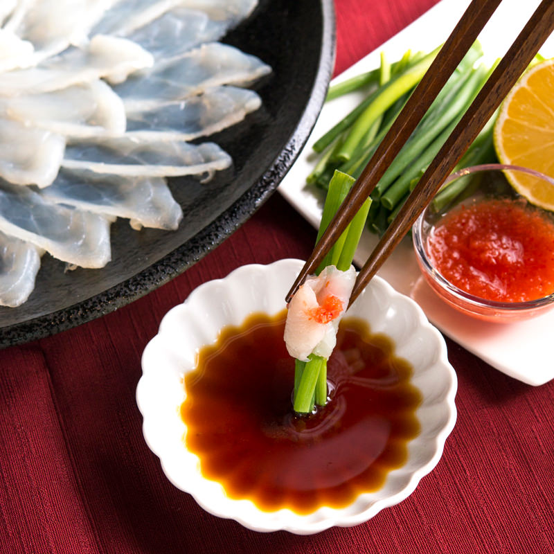 送料無料 とらふぐ刺身 とらふぐちり鍋 セット 豊後とらふぐフルコース てっちり 焼きヒレ 専門卸問屋 2人前 3人前 柳井商店 大分県のサムネイル