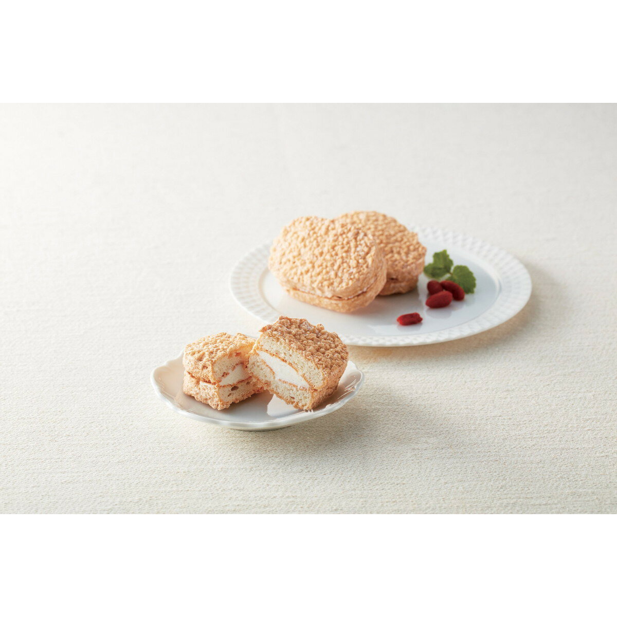 杏仁プリンダックワーズ