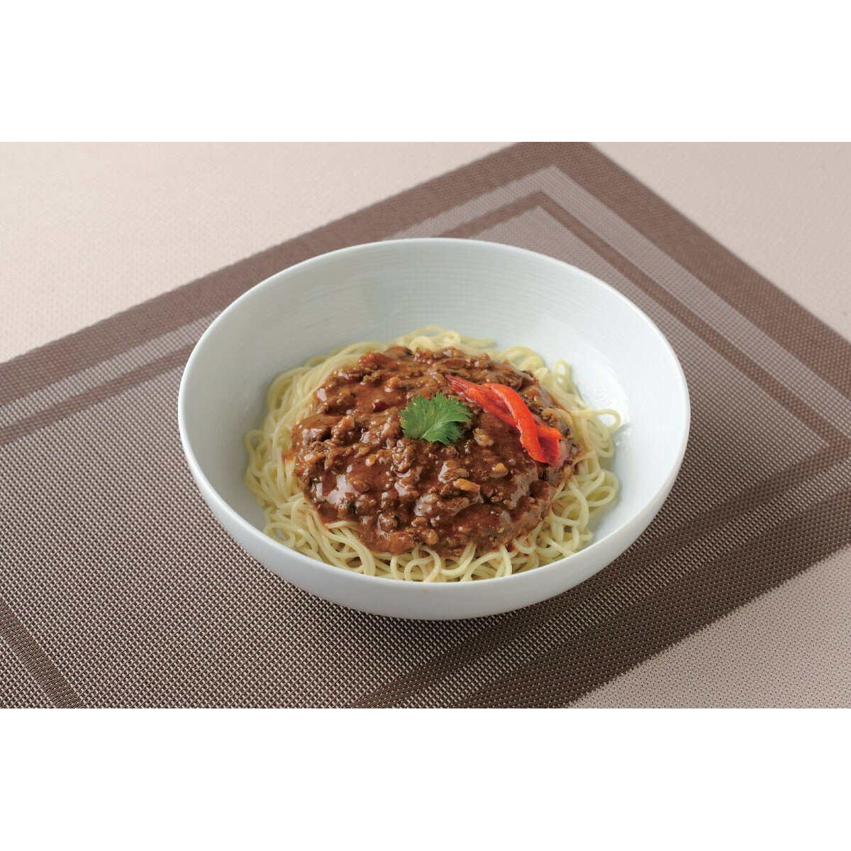 老四川　飄香　井桁シェフ監修　汁なし担々麺