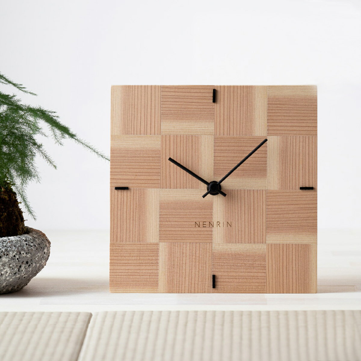 NENRIN CLOCK 175 市松 壁掛け兼置き時計 補助脚付き 掛け時計 置時計 インテリア時計 おしゃれ インテリア 雑貨 お取り寄せ【北海道・離島 配送不可】