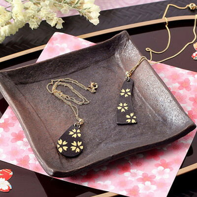 本金箔張 Black & Gold ペンダント 短冊・雫(大) 流工房・岩手県