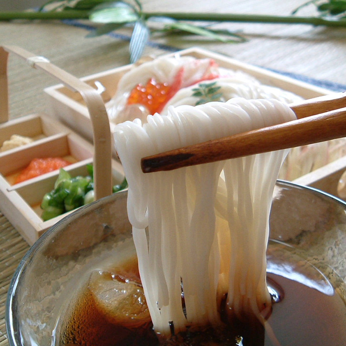 手延べ三輪素麺 M-天の川 2kg 木箱 高級 極細 素麺 そうめん 手延べ素麺 プレミアム 限定生産 玉井製麺所 奈良県