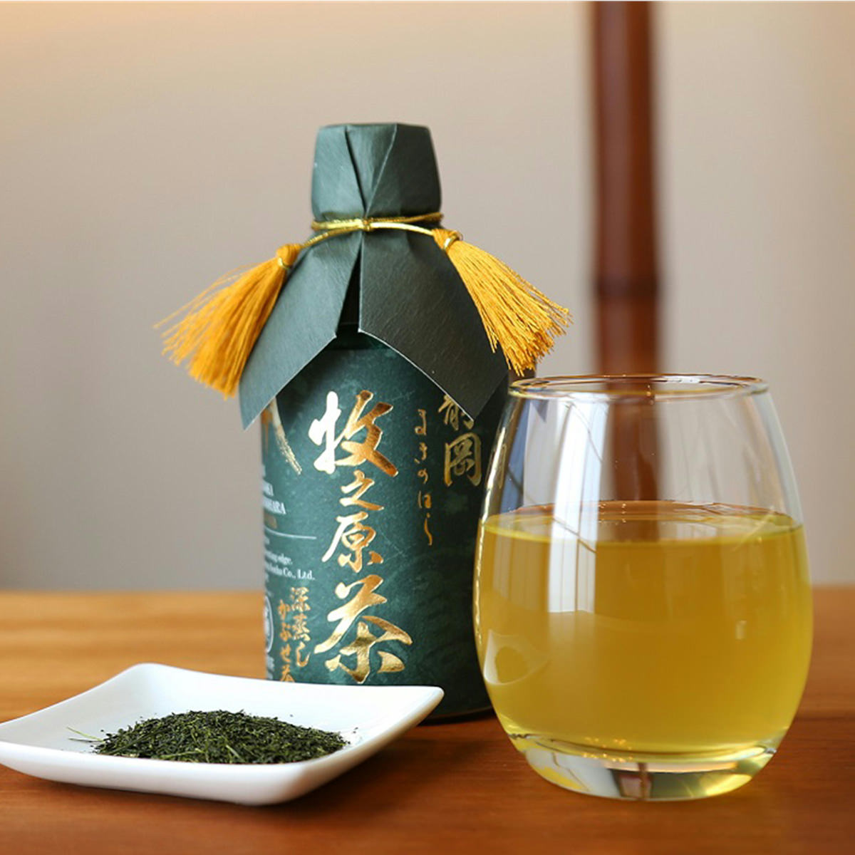 牧之原の雫茶プレミアムペットボトル 加飾仕様 350ml×24本 緑茶 茶 国産 高級緑茶 雫茶 深蒸しかぶせ茶 ペットボトル お茶 静岡 高柳製茶