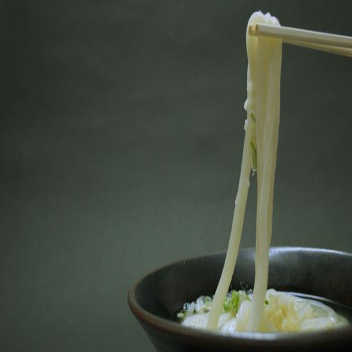 半生讃岐うどん 空海房 6人前 讃岐うどん 四国グルメ ご当地うどん 麺 半生 常温 かけうどん ざるうどん 釜揚げうどん 饂飩 ご当地グルメ さぬきうどん 【北海道・沖縄・離島 お届け不可】 nipponselect-10123319 産直お取り寄せNセレクト サンプル画像3