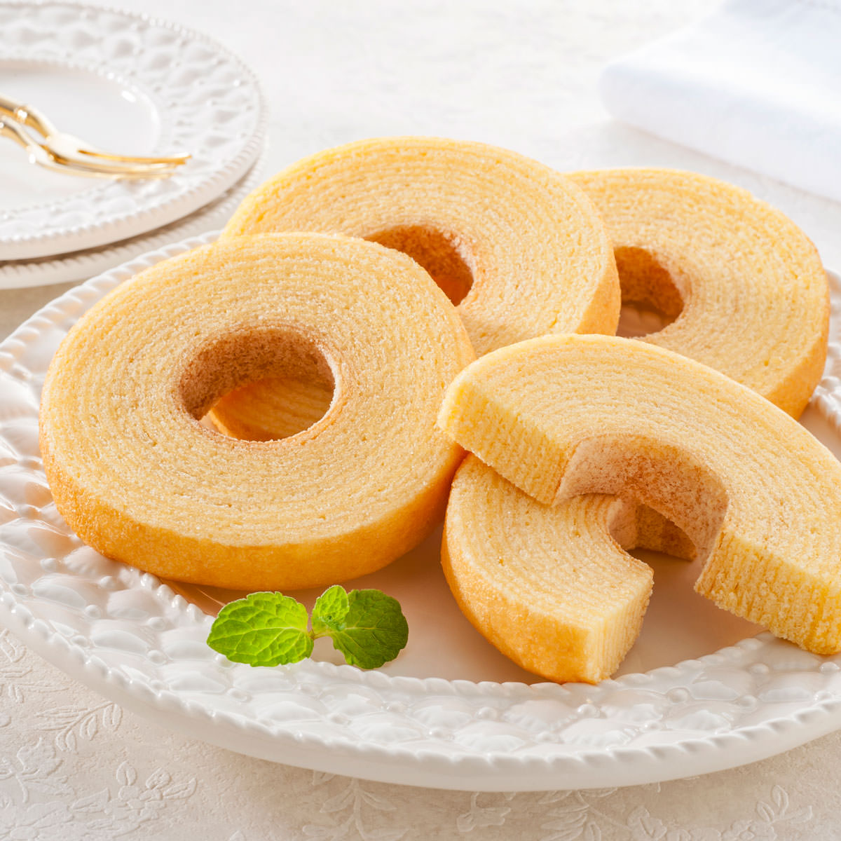 洋菓子の店 ロアール 昔ながらの 神戸クーヘン 6個 バウムクーヘン 個包装 スイーツ お取り寄せ 兵庫県 洋菓子 バームクーヘン 焼菓子 おやつ