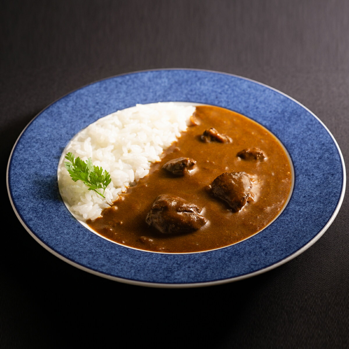 モルソー 秋元さくら監修 国産牛すじ赤ワインカレー 6個 セット 高級 レトルト カレー 贅沢 グルメ 送料無料【沖縄・離島 お届け不可】のサムネイル