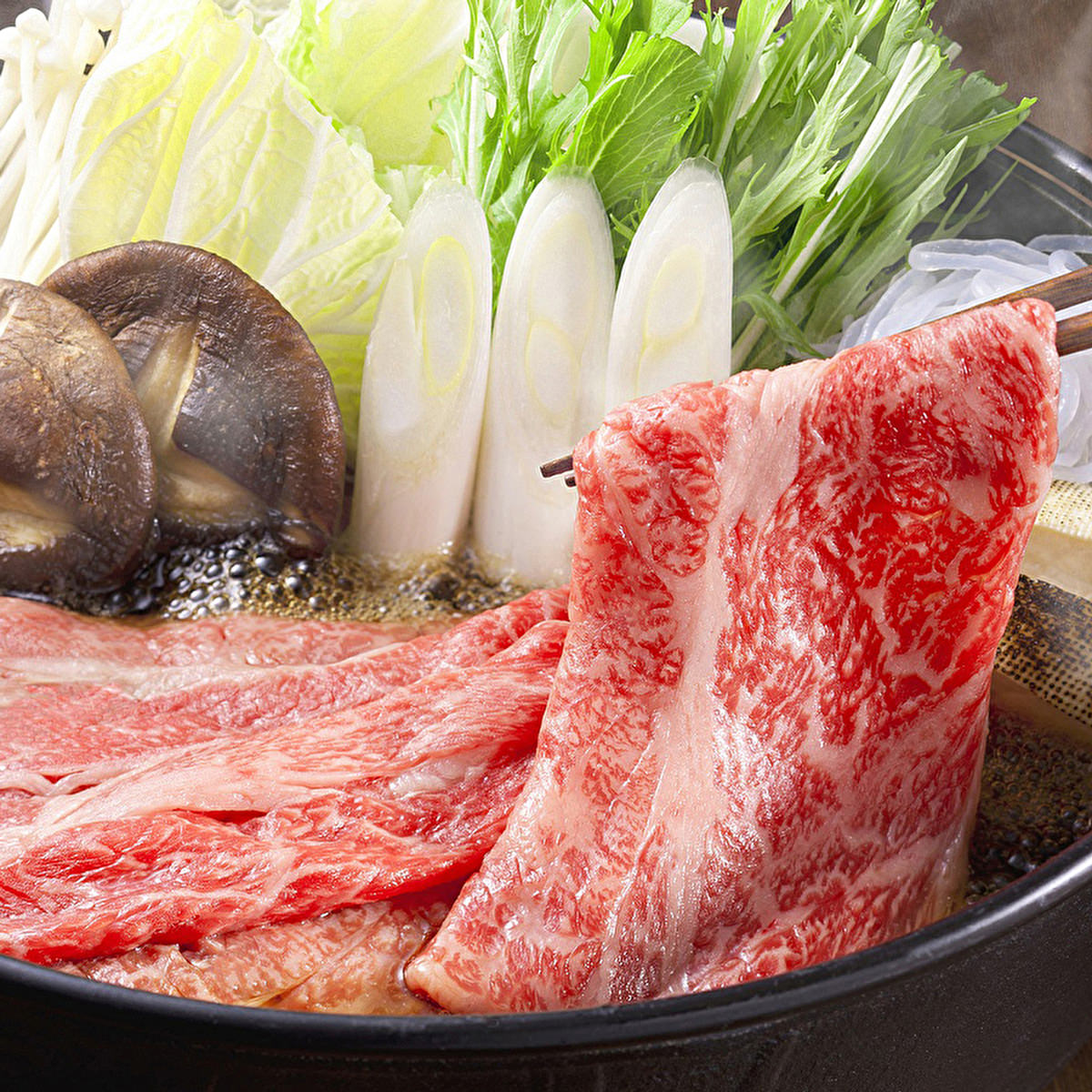 茨城産 常陸牛 すきやき肉 牛肉 黒毛和牛 茨城県 すきやき ロース 赤身 すき焼き用 和牛 すき焼 精肉 牛肩ロース すき焼き