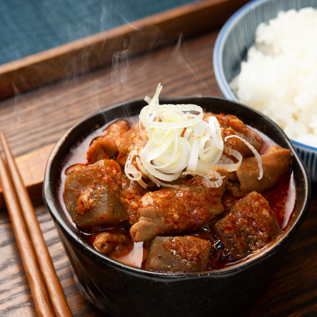 群馬県 雷太郎 産直 お取り寄せ 辛もつ煮 ジャン辛もつ煮 大袋 3人前 3個セット 前橋名物 国産 惣菜 おつまみ もつ煮込み Sale 95 Off モツ煮 もつ煮 おかず