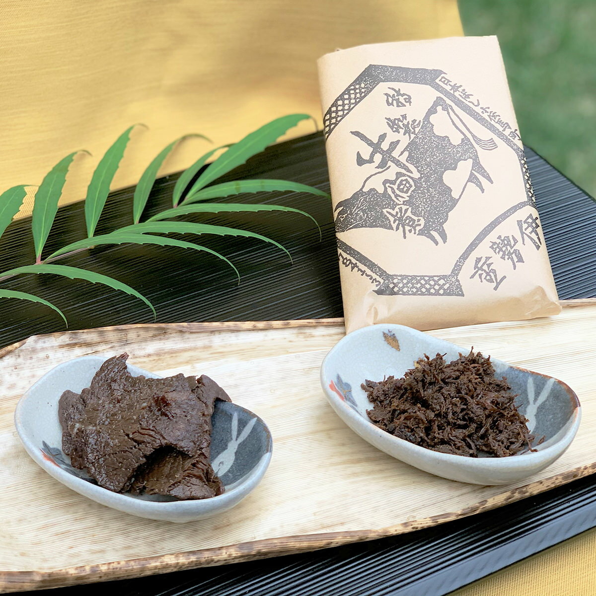 伊勢重の特製牛佃煮 詰め合わせ Bセット 佃煮160g さくら煮200g 国産 牛肉 佃煮 無添加 和惣菜 保存料不使用 惣菜 老舗 牛しぐれ煮 ご飯のお供 つくだに 辛口 しぐれ煮 東京 伊勢重