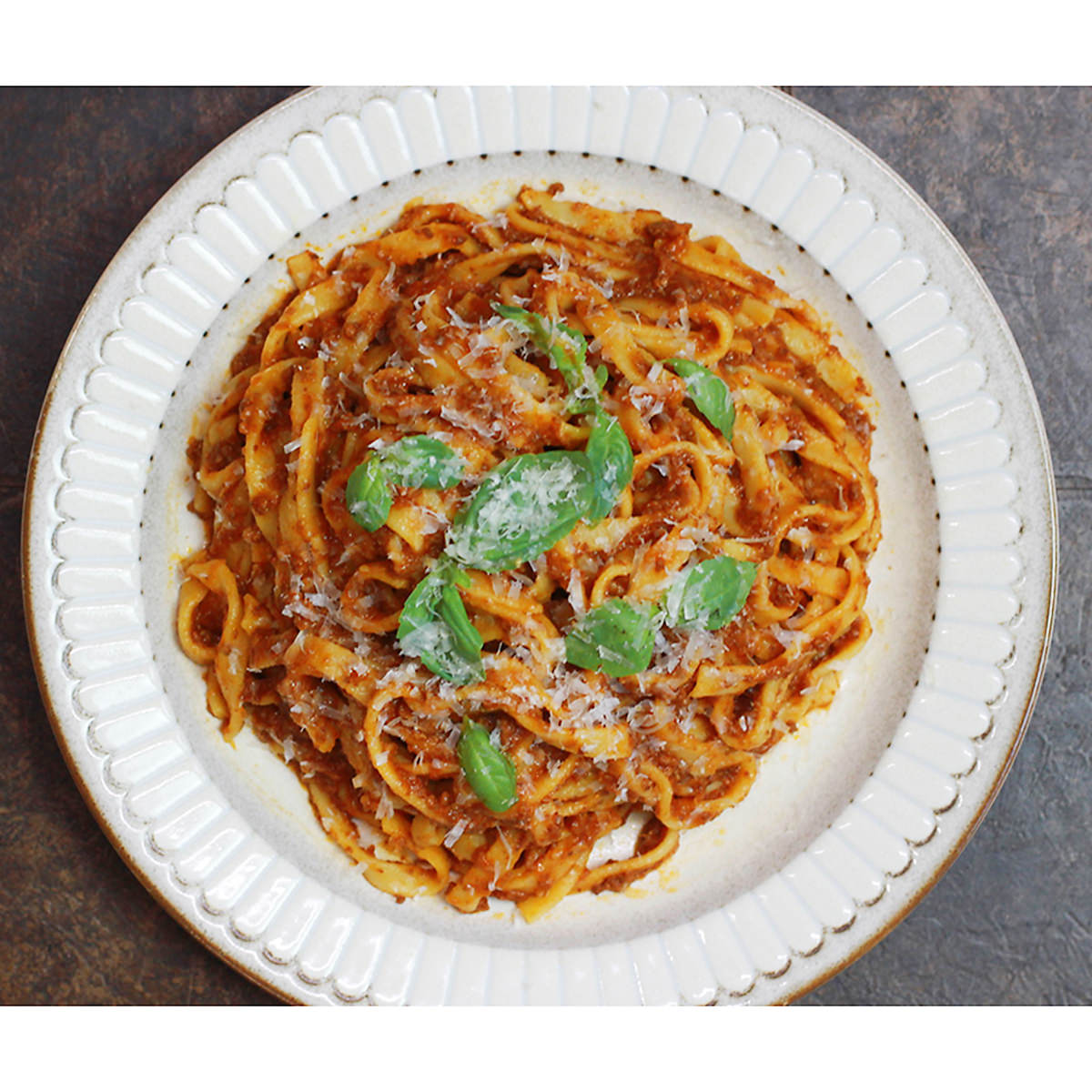 冷凍 ボロネーゼソースと生パスタセット 2人前 ボロネーゼ パスタ 麺類 洋食 パスタソース 簡単 生パスタ 時短 昼食 夕食 イタリアン 簡単調理 フェトチーネ 京都 錦 ダニエルズ