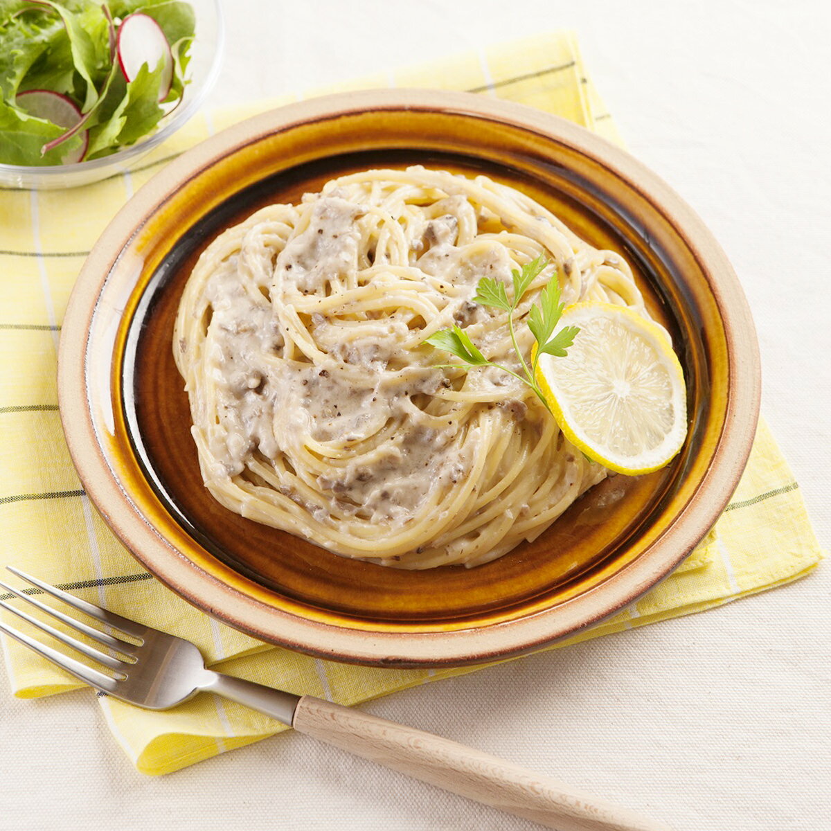 瀬戸内レモンが香る 岡山マッシュルームクリームソース 6食セット 200g×6 パスタソース レトルト 食品 クリームソース 惣菜 蒜山ジャージー牛 濃厚 マッシュルーム ソース 瀬戸内レモン パスタ リゾット 料理の素 あえる