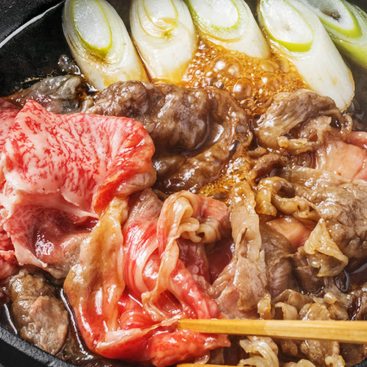 職人厳選 おうちで贅沢鍋セット 900g 3種 詰合せ 鍋セット 牛肉 淡路牛 豚肉 肉 精肉 冷凍 和牛 赤身 ブランド牛 ビーフ ローススライス 赤身スライス すき焼き ポーク 豚ロース しゃぶしゃぶ 国産 兵庫産 鹿児島産のサムネイル