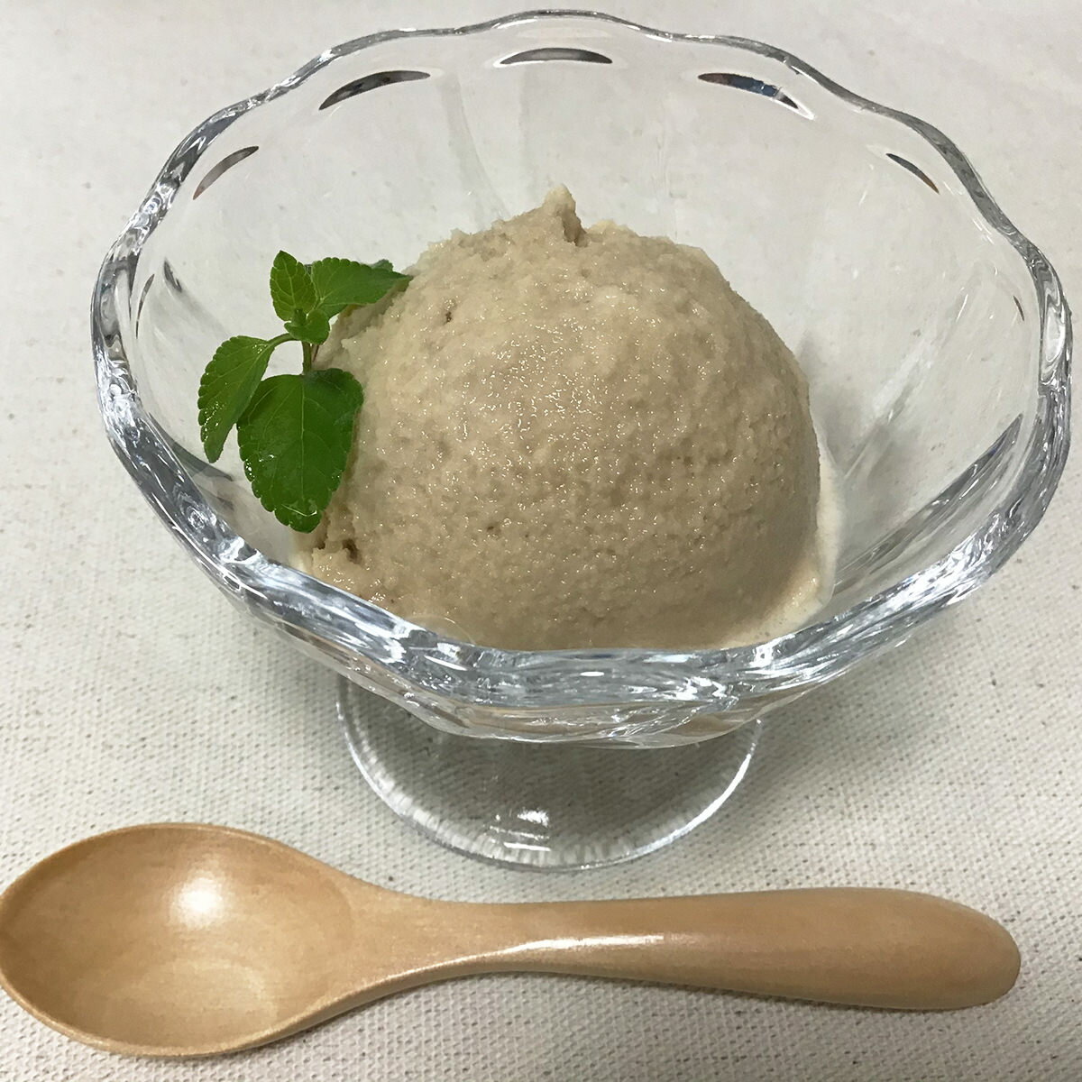 横浜アイス工房 牧場直送アイス カフェオレ アイス 洋菓子 スイーツ 冷たいスイーツ アイスクリーム ジェラート おやつ デザート ご当地スイーツ お取り寄せスイーツ 神奈川 小野ファームのサムネイル