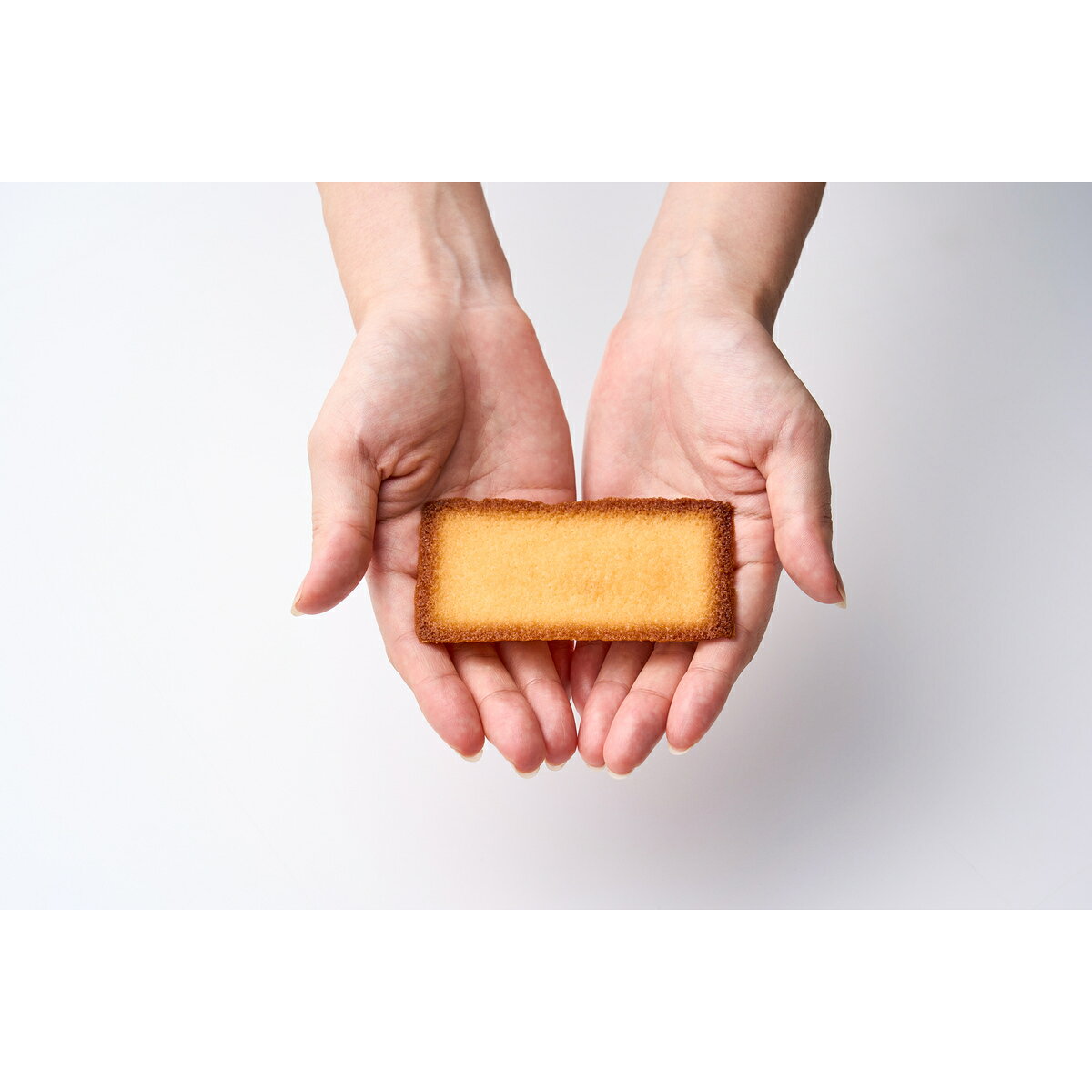 産直お取り寄せNセレクトの黄金の羽 フィナンシェ 12個 ケーキ 個包装 スイーツ 焼菓子 おやつ お茶菓子｜アングル3