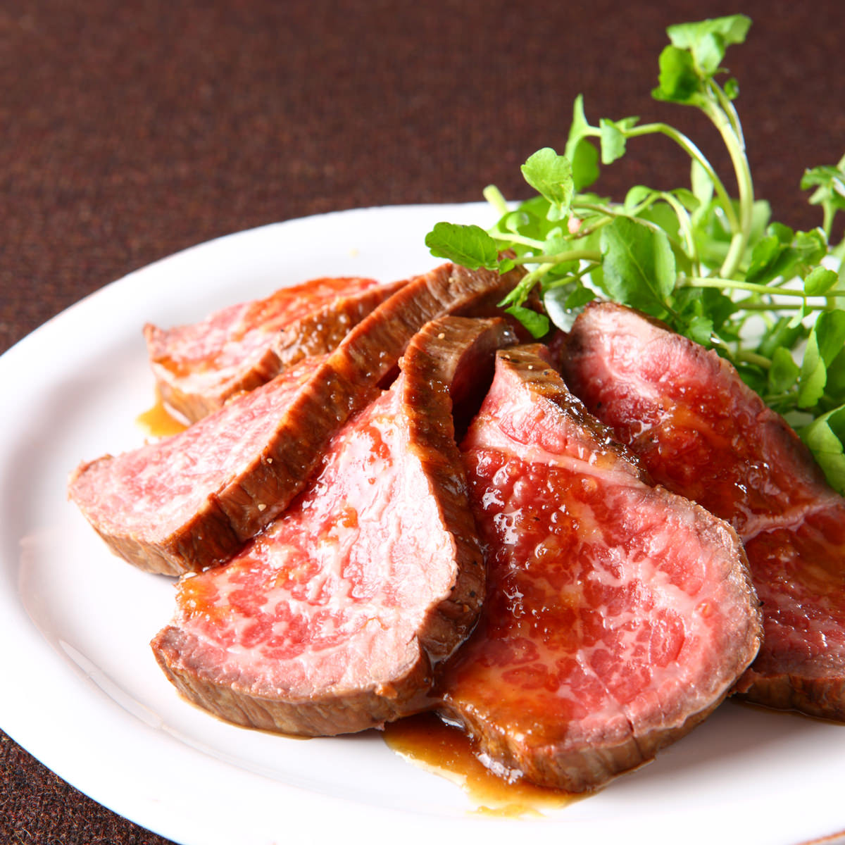 大阪焼肉はらだ本店 黒毛和牛ローストビーフ 和牛 ローストビーフ 贅沢 惣菜 国産 肉料理 おかず オードブル【北海道・沖縄県・離島 配送不可】のサムネイル