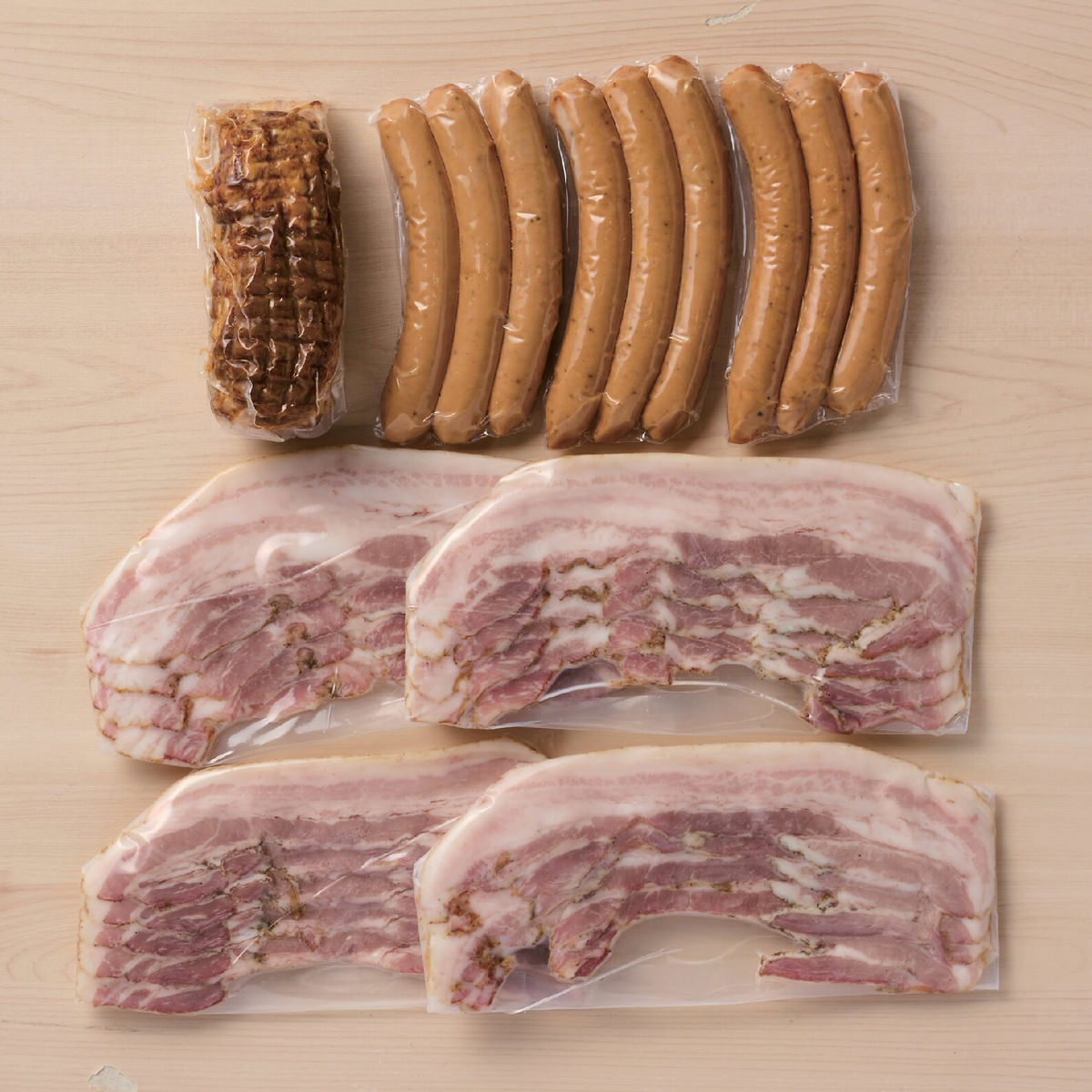 アベル牧場 黒豚 無塩せき バラチャーシュー 他 3種計8袋 セット ソーセージ 冷凍 お取り寄せ 鹿児島 黒ぶた バラベーコン おつまみ おかず 豚肉 お弁当