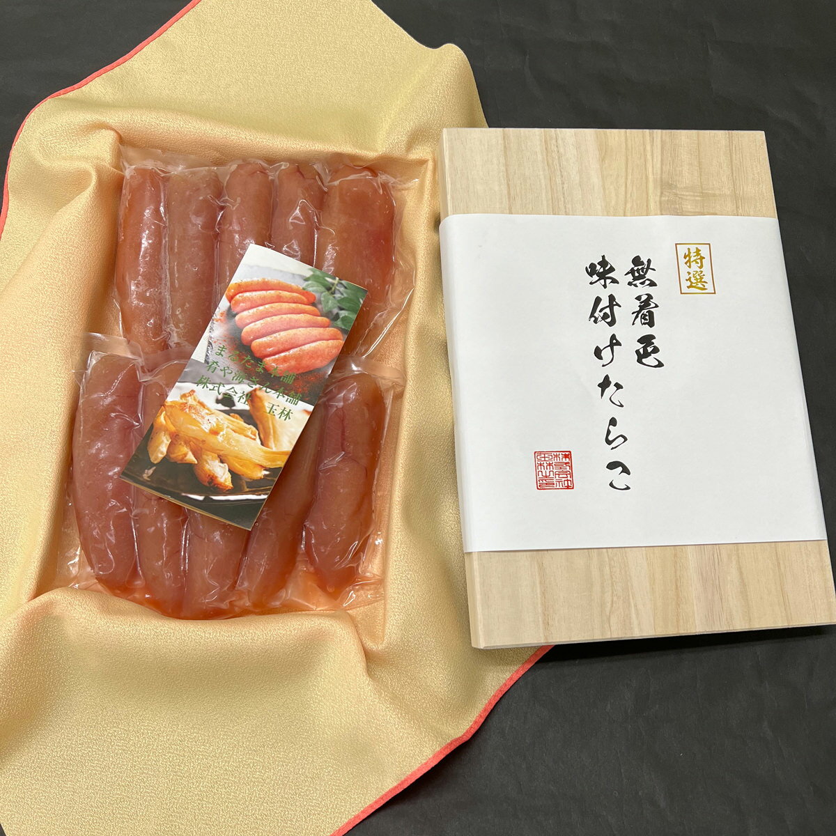 まるたま本舗 無着色 味付けたらこ 超特大1本もの 桐箱入 1kg タラコ 冷凍 たらこ 味つけタラコ 魚卵 スケソウダラ 魚介類 海産物