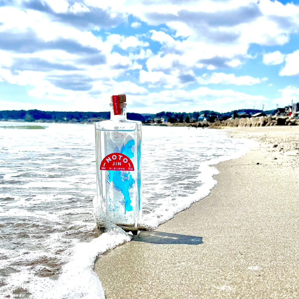 ■エントリーでポイント5倍■ のとジン スピリッツ 500ml 瓶 ジン お酒 洋酒 スピリッツ アルコール飲料