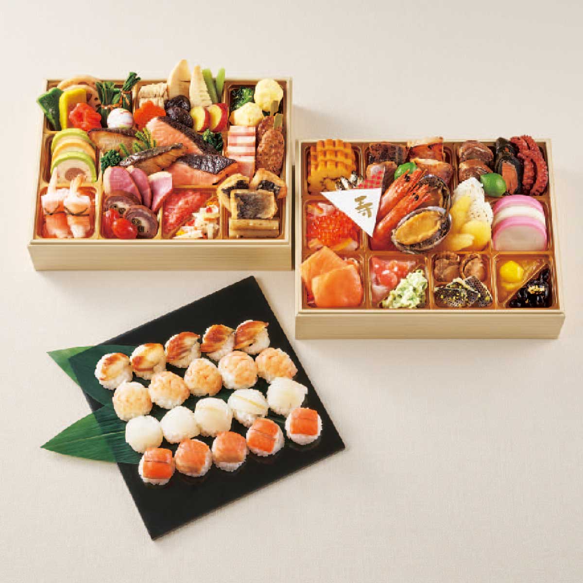 家庭画報 オリジナル 和二段おせち 彩り手まり寿司 セット 3人前 御節料理 お正月 和風おせち 冷凍 縁起物 正月料理【沖縄県・離島 配送不可】のサムネイル