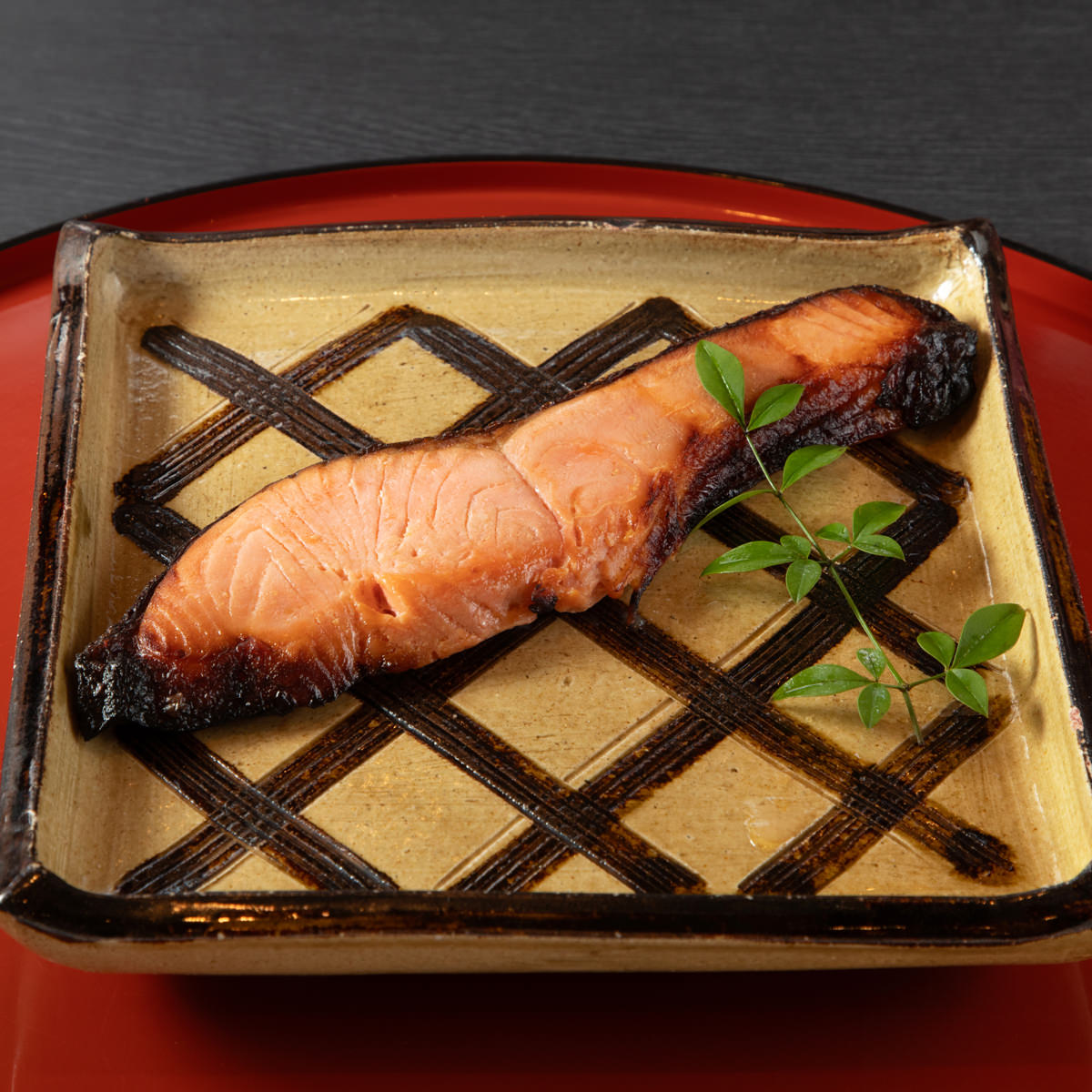 新潟発酵物語 コシヒカリ味噌漬 銀鮭 銀鱈 ギフトセット 2種計8切入 漬け魚 切り身...