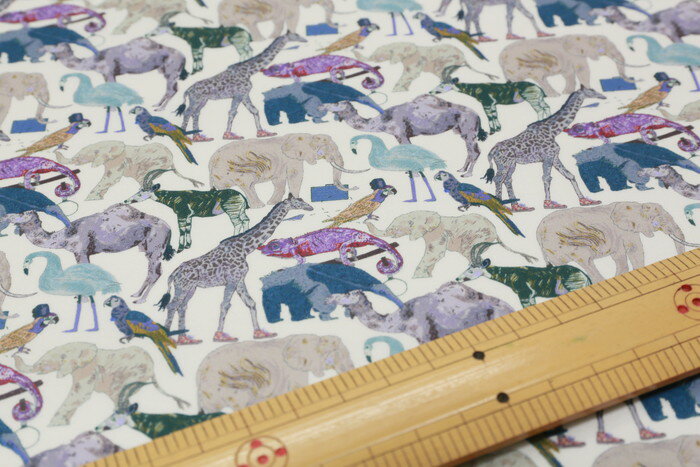 【リバティプリント/LIBERTY】Queue For the Zoo 3634160-DE