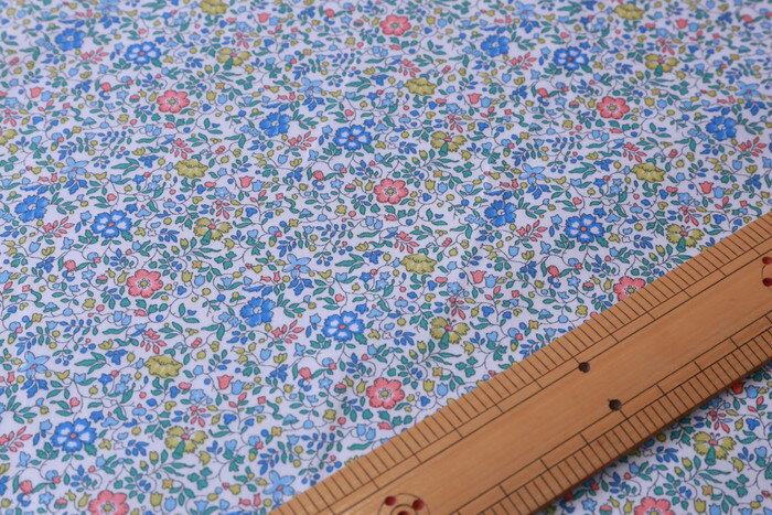 【リバティプリント/LIBERTY】国産タナローン生地（エターナル）Katie and Millie（ケイティ・アンド・ミリー）3633177-LGE